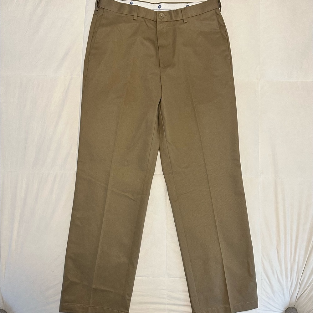 Haggar Tan Chinos Relaxed Fit Straight Leg